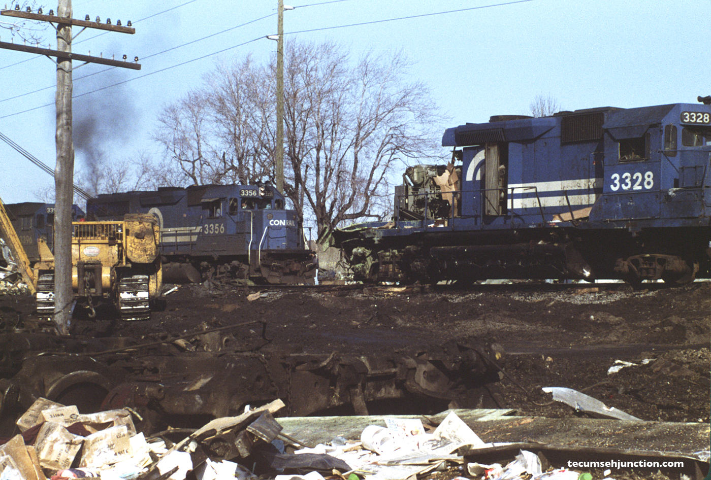 Conrail #3356 leads an eastbound train past the wreck site.